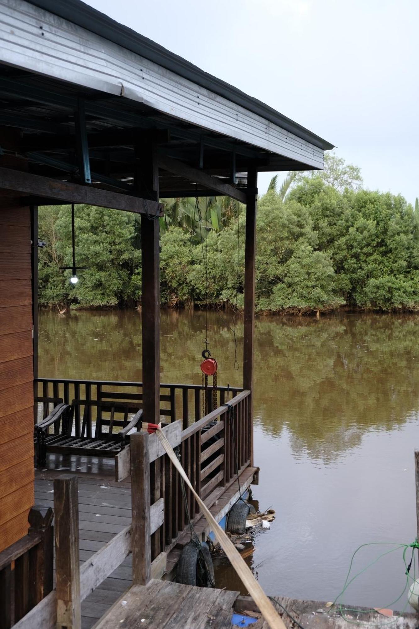 Qimmy Riverside Floating Cabin Куала Теренгану Екстериор снимка